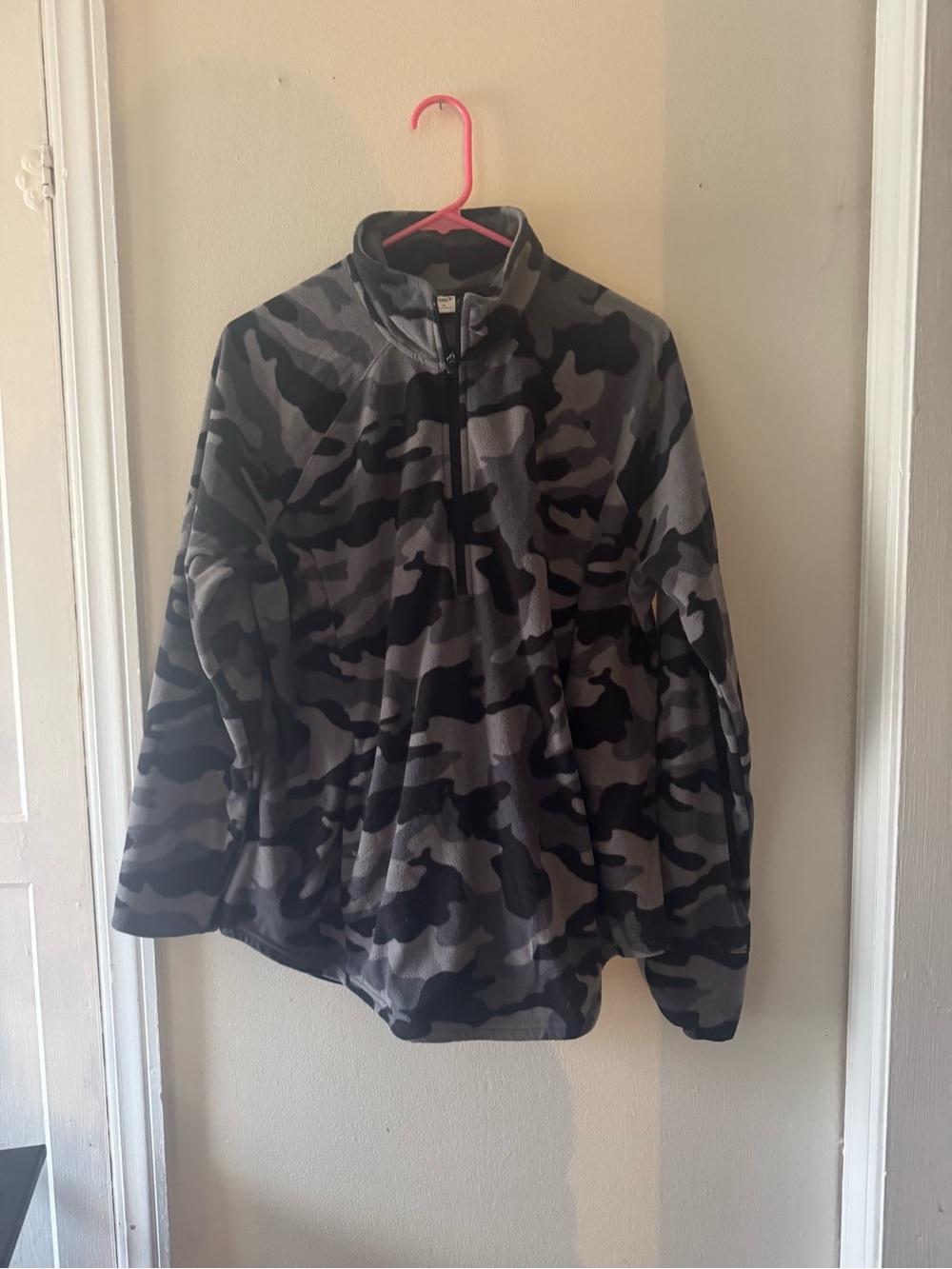 Women’s Camouflage Quarter-Zip Fleece Jacket - Gray/Black